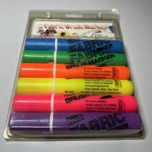 NIP NEW Marvy Fabric Brush Marker‎ Set  - 6 Standard Colors Made in Japan Uchida